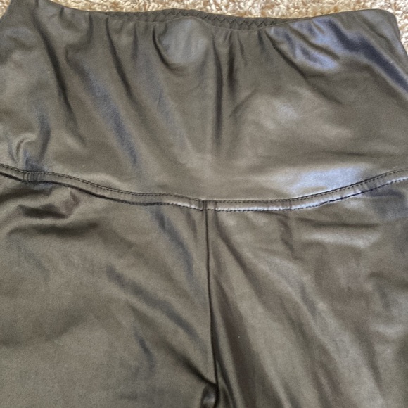 Faux Leather Leggings - Picture 2 of 7